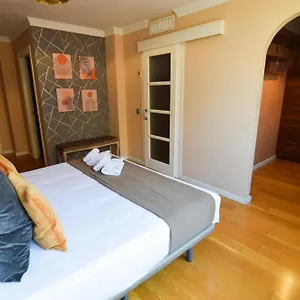 letmalaga-dukes-loft.hotelsinnerja.org/